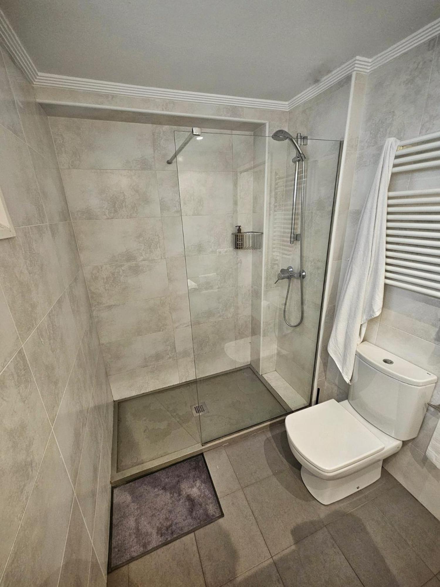 Amplio Piso En La Playa De 135 M2 Con Garaje Appartement Zarautz Buitenkant foto